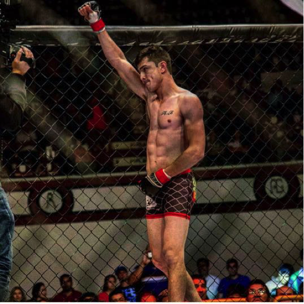 Alejandro Flores